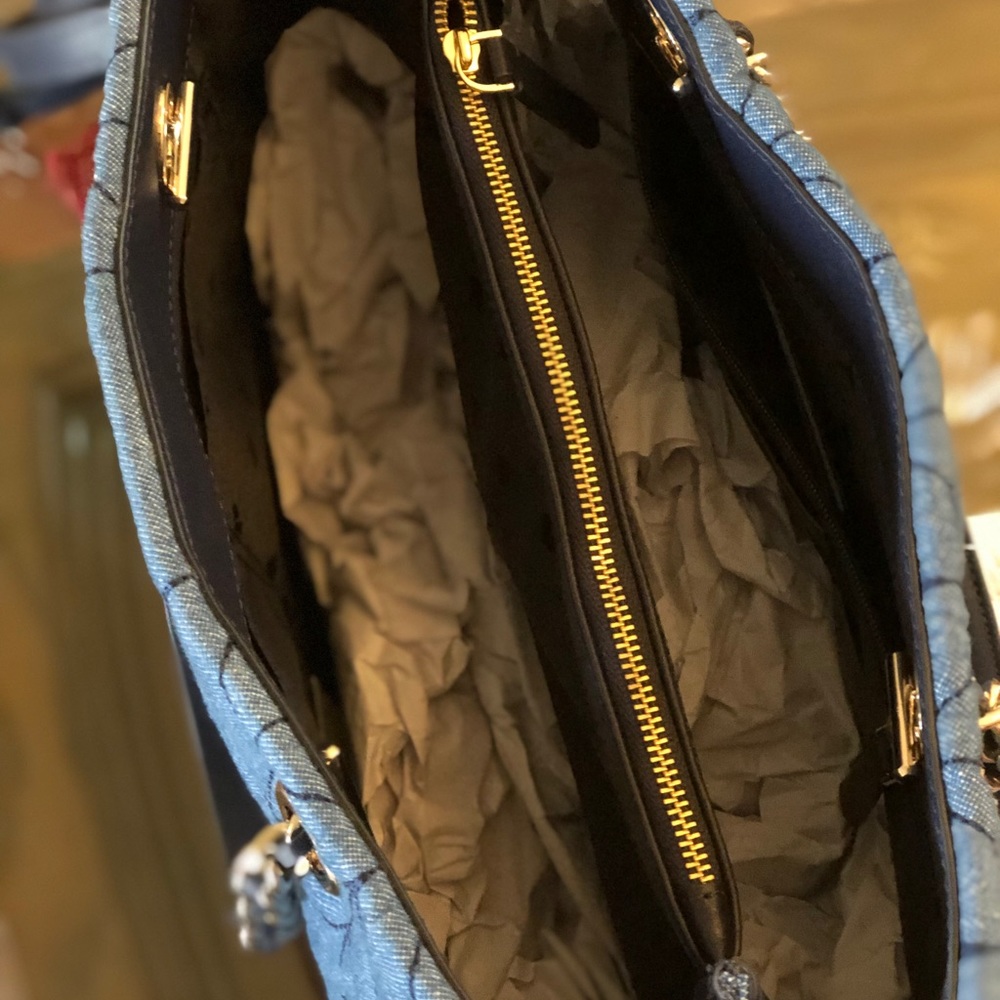 NWT Kate spade denim quilted Meena handbag - Picture 3 of 5